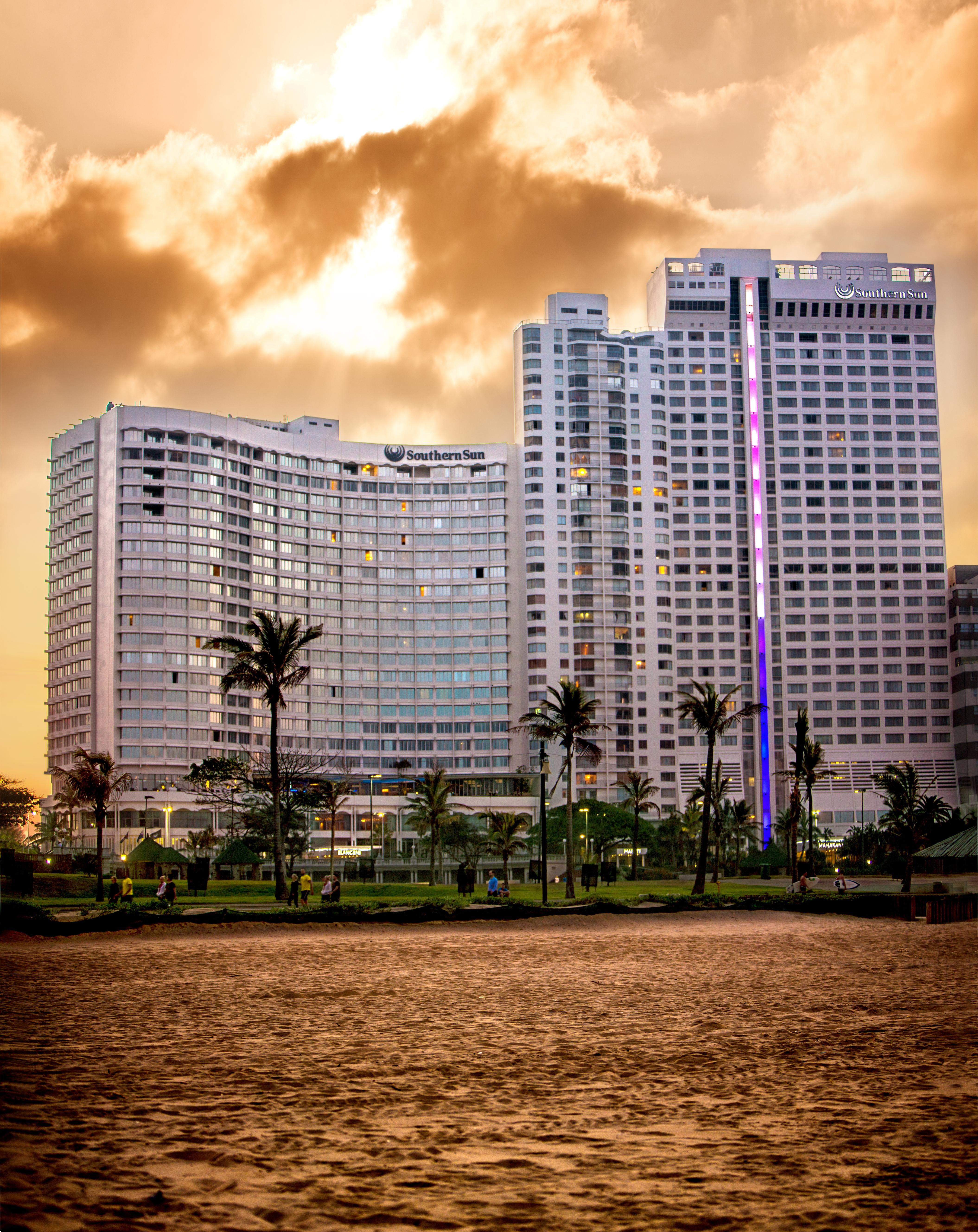 Southern Sun Elangeni & Maharani Durban Exteriör bild